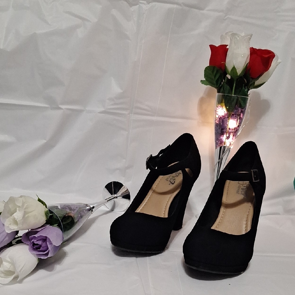 Y Not? Chic Black Women's Heels